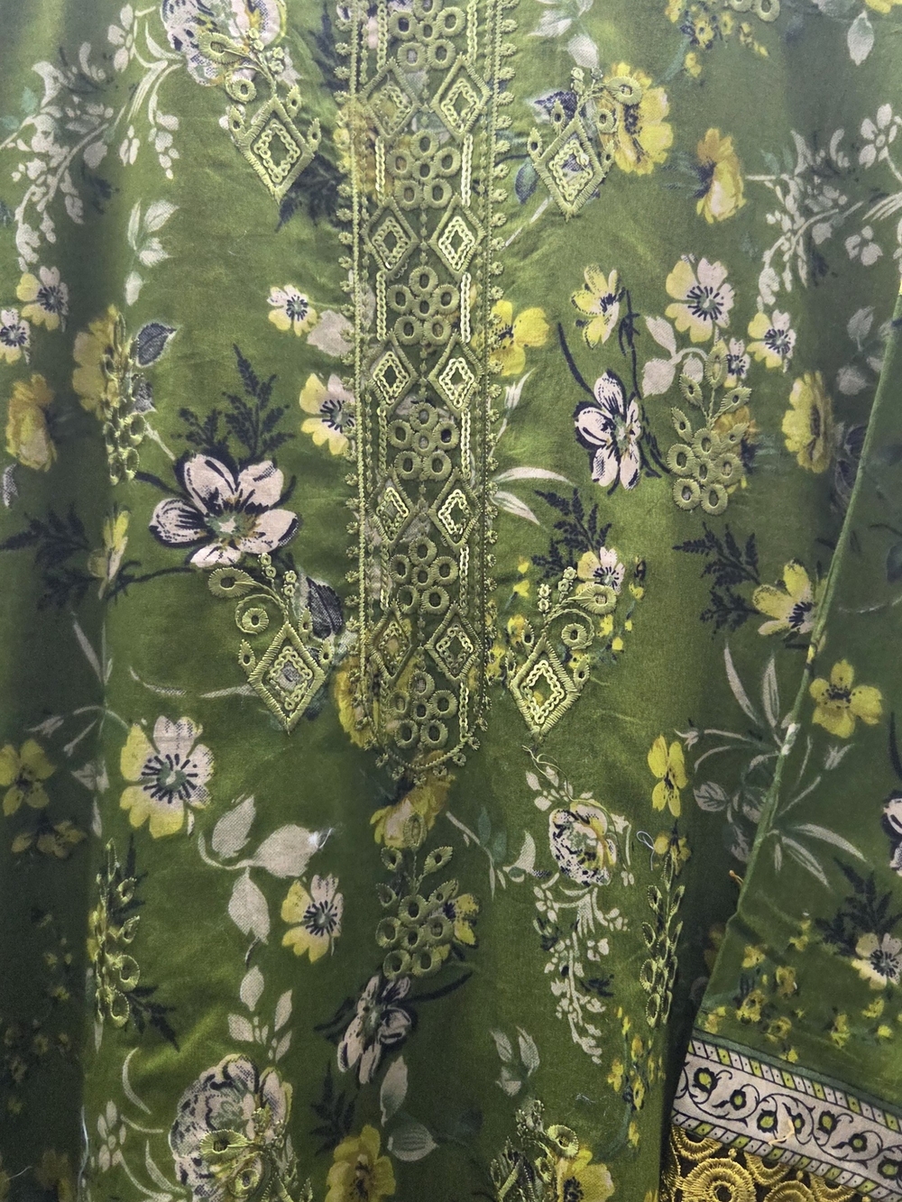 Green Floral Embroidered Tunic Top